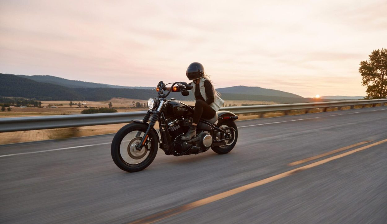 harley-davidson-zGzXsJUBQfs-unsplash
